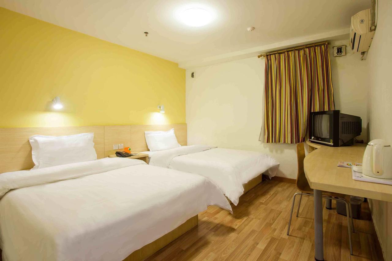 7Days Inn Huaihua Mayang Binhe Road Exterior foto